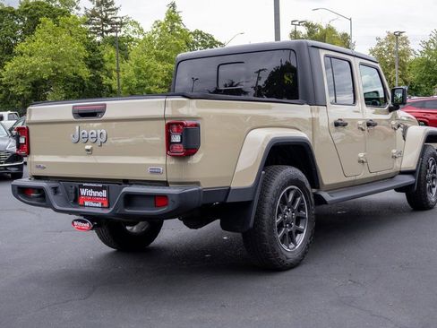 Used 2020 Jeep Gladiator Overland image 7