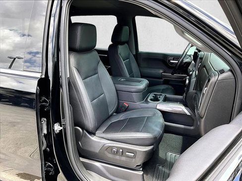 Used 2022 Chevrolet Silverado 1500 LTZ RWD image 9