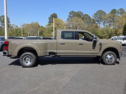 New 2026 Ford F350 King Ranch w/ Chrome Package AWD/4WD image 15