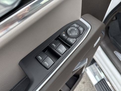 Used 2022 GMC Sierra 1500 SLT w/ SLT Premium Plus Package image 15