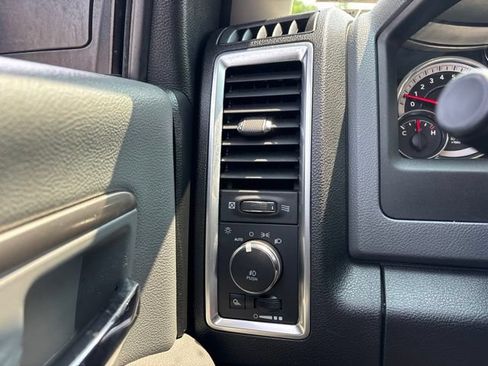 Used 2018 RAM 1500 Big Horn AWD/4WD image 20