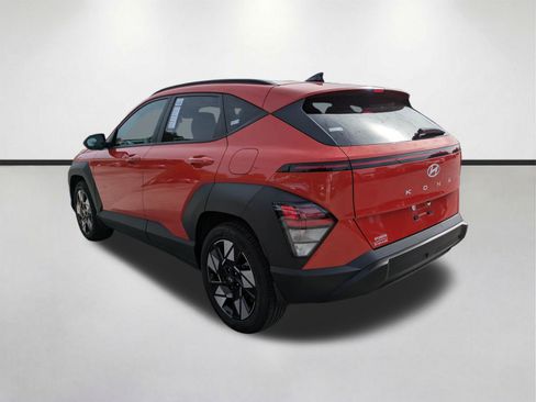 Used 2024 Hyundai Kona SEL FWD image 7