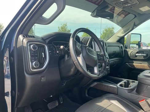Used 2022 GMC Sierra 2500 Denali AWD/4WD image 9
