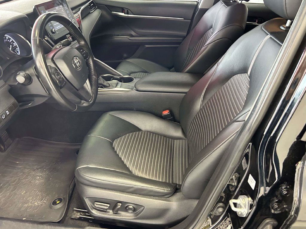 Used 2023 Toyota Camry SE FWD image 14