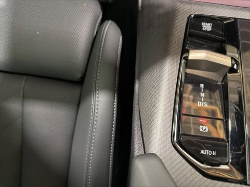 Used 2025 BMW X3 xDrive30i w/ Premium Package image 41