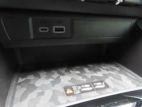 Certified 2024 Chevrolet Colorado ZR2 w/ ZR2 Bison Edition image 8