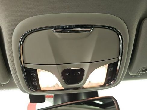 Certified 2022 Jeep Cherokee Limited w/ Mopar Interior Package image 24