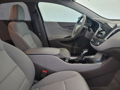 Used 2023 Chevrolet Malibu LS image 21