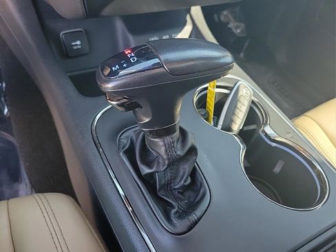 Used 2020 Dodge Durango GT image 31
