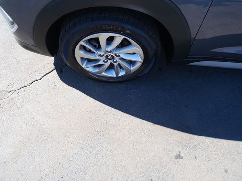 Used 2017 Hyundai Tucson SE image 36