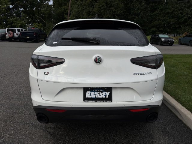 New 2026 Alfa Romeo Stelvio Sprint w/ Convenience Package AWD/4WD image 15