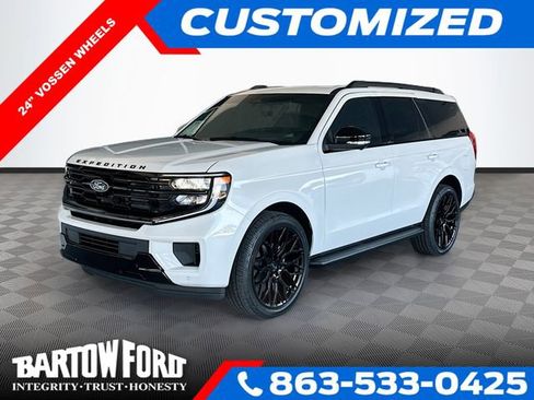 New 2026 Ford Expedition Platinum w/ Stealth Appearance Package AWD/4WD image 1