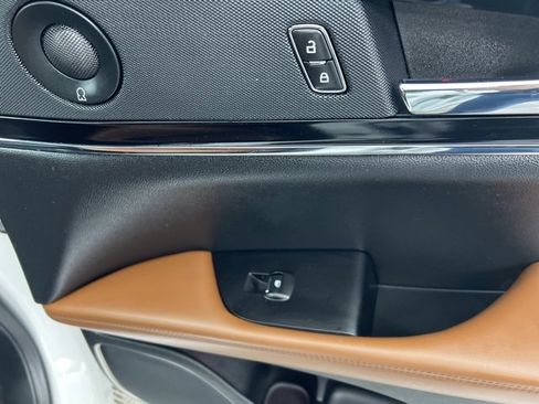 Certified 2023 Lincoln Nautilus Reserve w/ Equipment Group 201A image 25