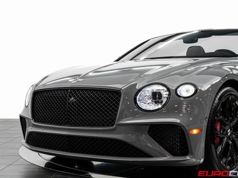 Used 2023 Bentley Continental GT Mulliner image 13