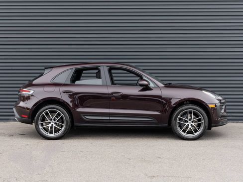 Used 2026 Porsche Macan AWD/4WD image 8