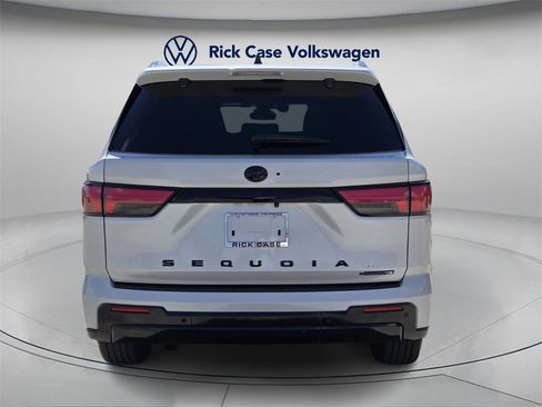 Used 2025 Toyota Sequoia 4WD image 5