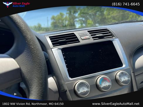 Used 2011 Toyota Camry FWD image 10