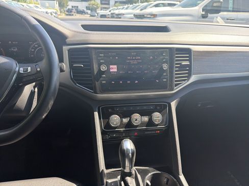 Used 2019 Volkswagen Atlas SEL AWD/4WD image 30