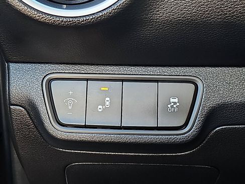 Used 2023 Kia Forte LXS w/ LXS Technology Package image 23