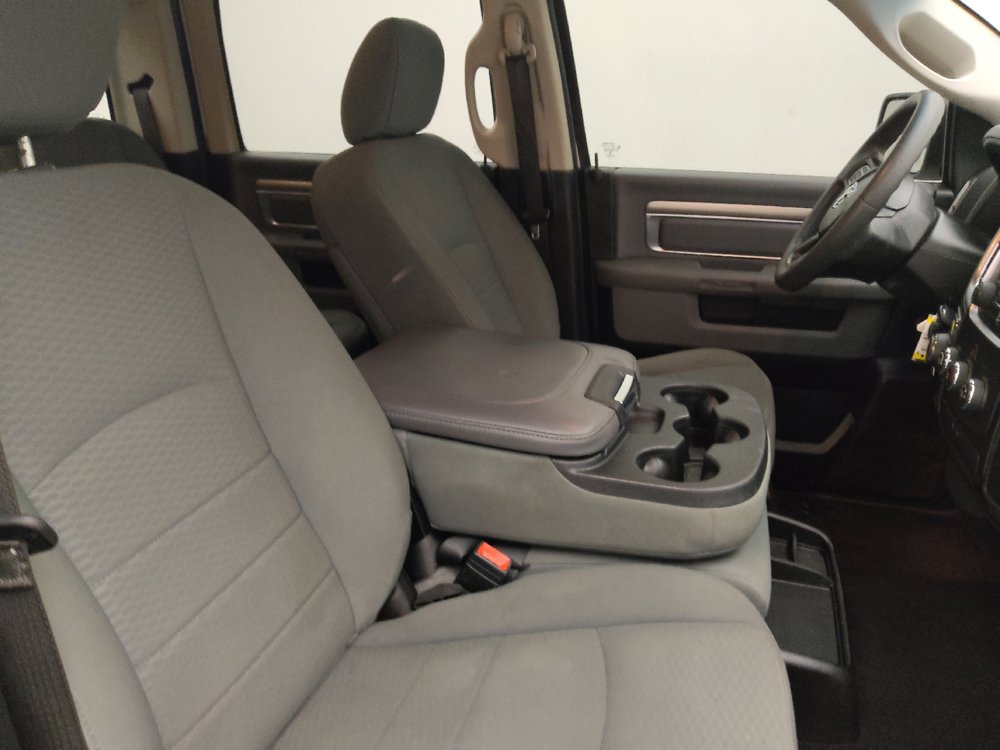 Used 2020 RAM 1500 Classic SLT RWD image 21
