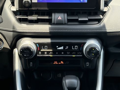 Certified 2025 Toyota RAV4 XLE FWD image 14