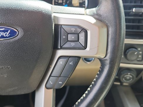 Used 2017 Ford F150 Lariat w/ Equipment Group 502A Luxury image 21