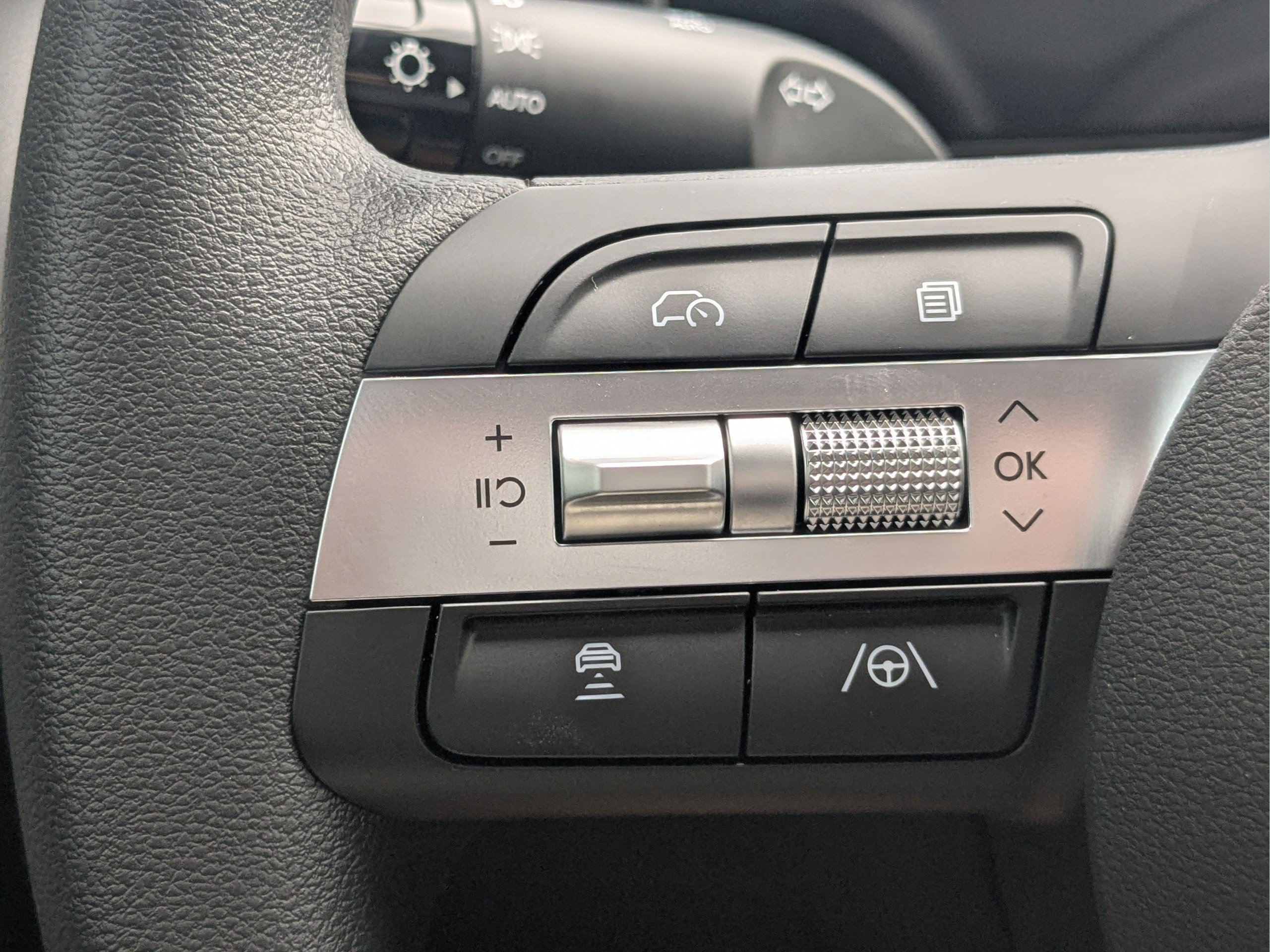 New 2026 Hyundai Tucson SEL Plus FWD image 26