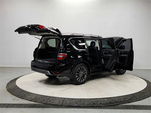 Used 2024 Nissan Armada Platinum w/ Cargo Package image 15