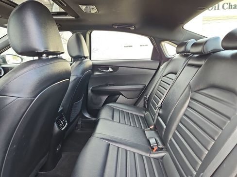Used 2024 Kia Forte GT-Line w/ GT-Line Premium Package image 30
