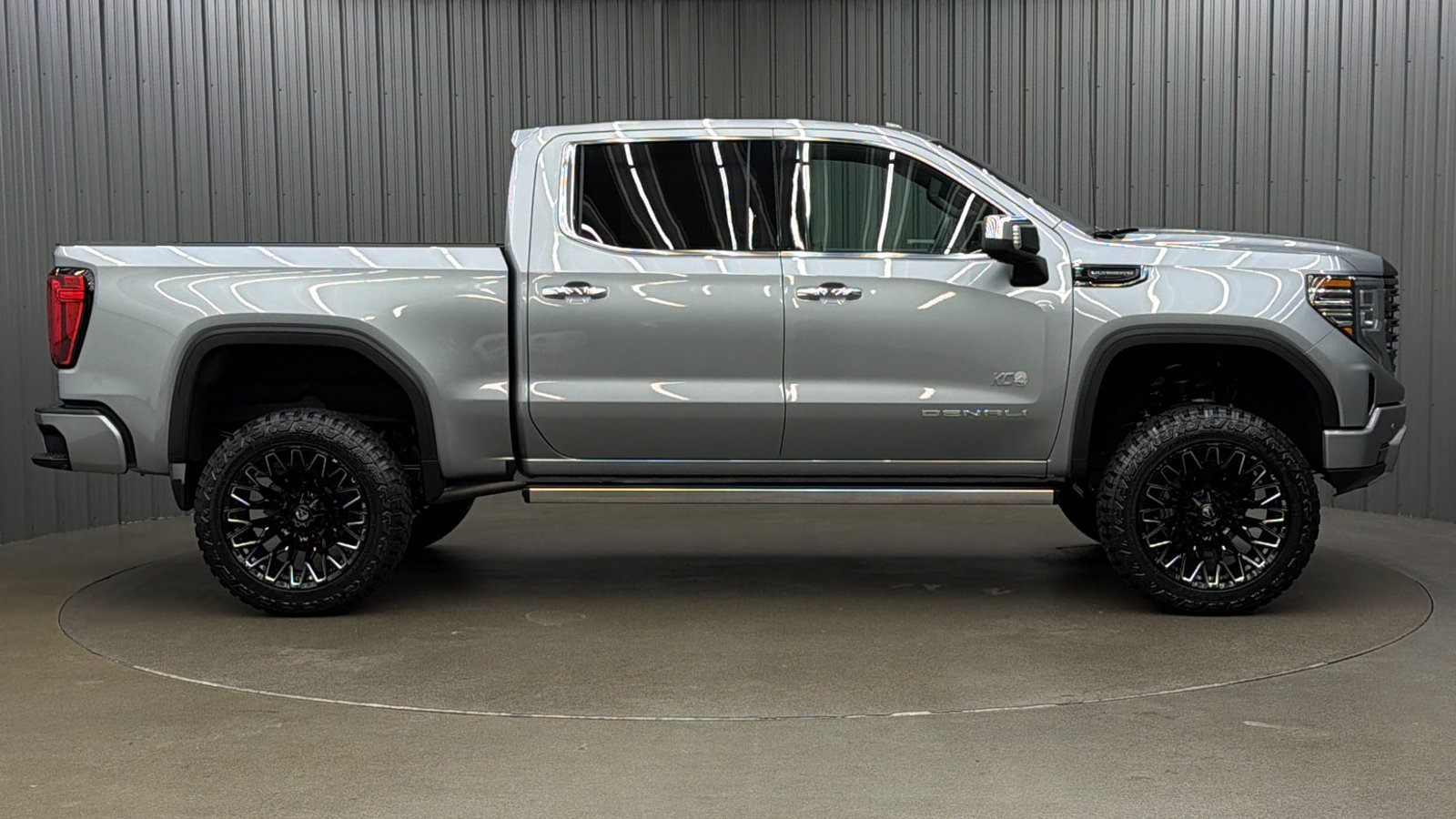 Used 2026 GMC Sierra 1500 Denali Ultimate AWD/4WD image 6