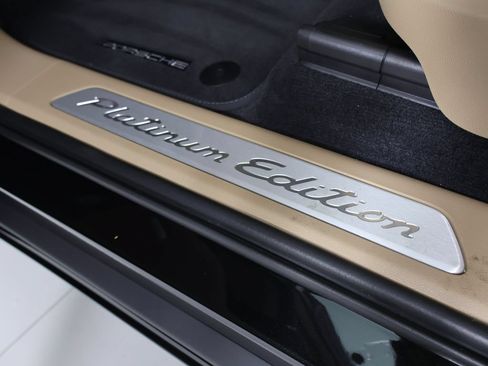 Certified 2023 Porsche Cayenne S AWD/4WD image 21