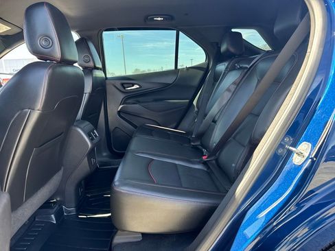 Used 2022 Chevrolet Equinox RS w/ RS Leather Package image 16