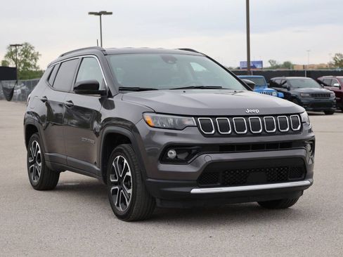 Used 2022 Jeep Compass Limited AWD/4WD image 4
