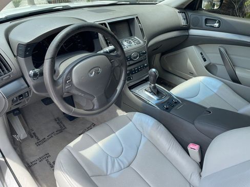 Used 2012 INFINITI G37 x Coupe w/ Premium Pkg AWD/4WD image 9