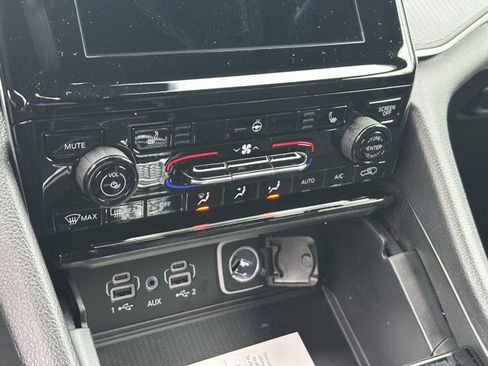 New 2025 Jeep Grand Cherokee L Altitude image 26