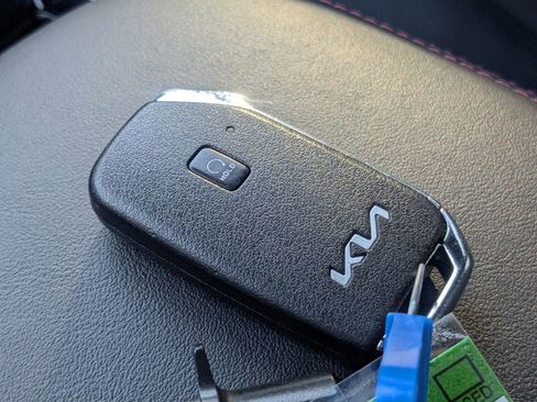 Used 2023 Kia K5 GT image 32