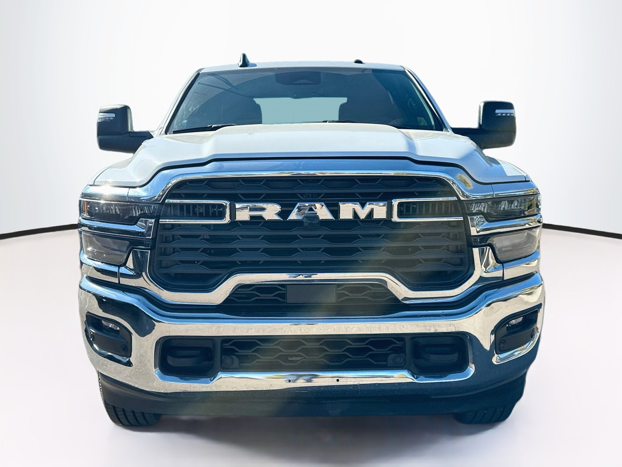 Used 2026 RAM 2500 Big Horn AWD/4WD image 2
