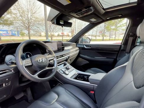 Used 2024 Hyundai Palisade Calligraphy image 33