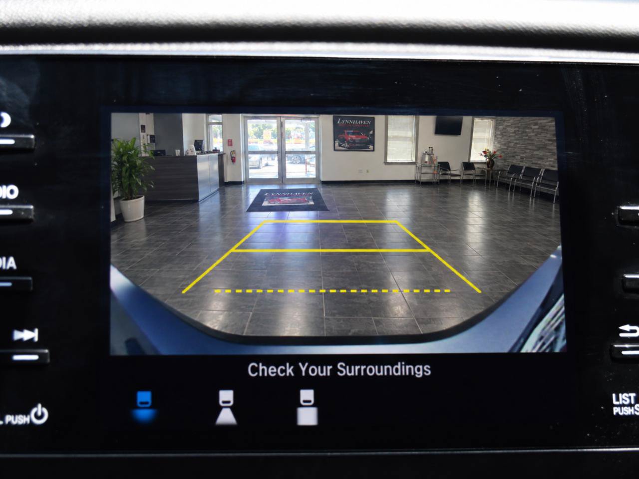 Used 2019 Honda Accord LX image 7