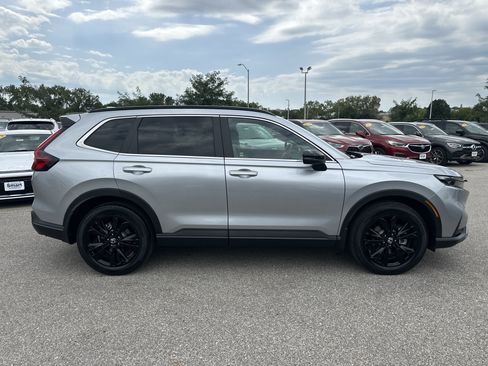 Certified 2025 Honda CR-V Sport Touring image 2