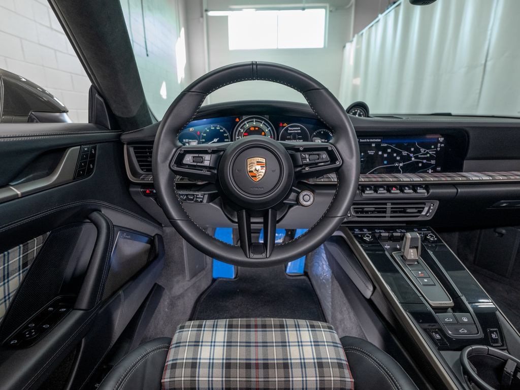 Used 2025 Porsche 911 Turbo S AWD/4WD image 40