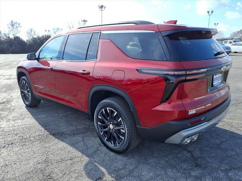 New 2026 Chevrolet Traverse LT w/ Sun and Wheel Package image 5