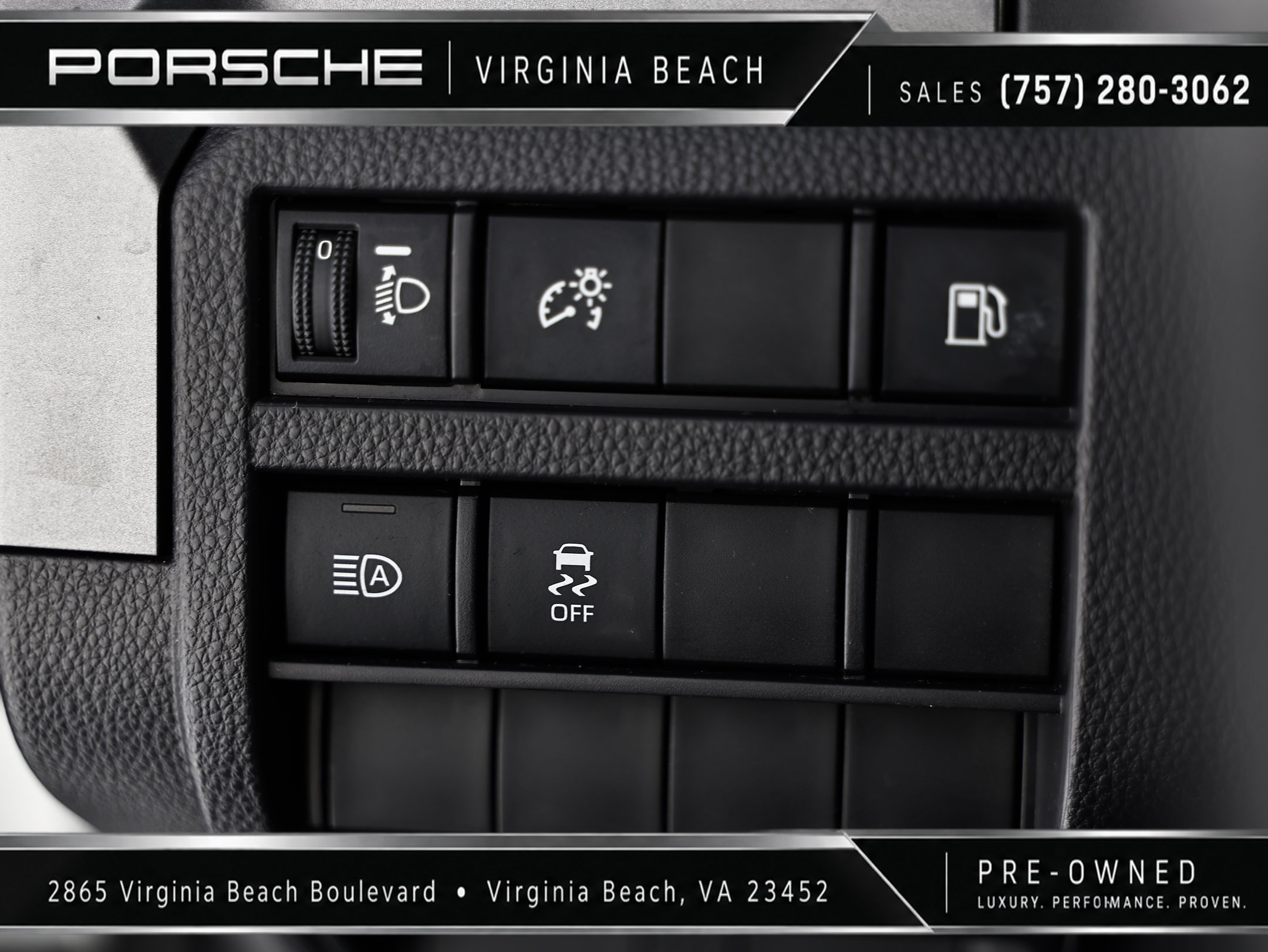 Used 2025 Toyota 4Runner SR5 AWD/4WD image 18