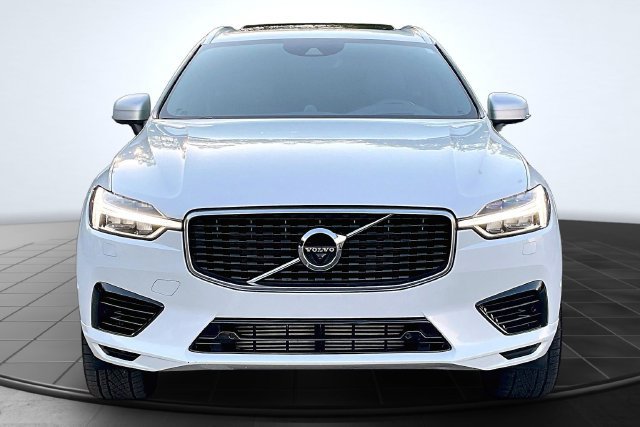 Used 2019 Volvo XC60 T8 R-Design w/ Advanced Package AWD/4WD image 3