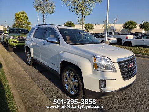 Used 2016 GMC Terrain SLT w/ Open Road Package FWD image 2