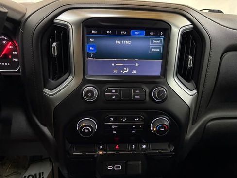 Used 2020 Chevrolet Silverado 1500 LT image 61