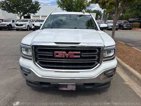 Used 2017 GMC Sierra 1500 SLE w/ SLE Value Package RWD image 2
