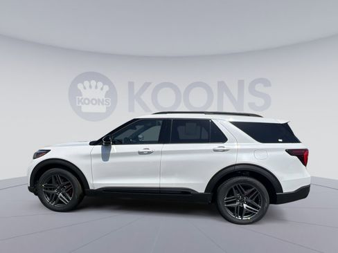 New 2026 Ford Explorer ST image 2
