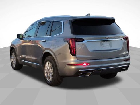 Used 2025 Cadillac XT6 Luxury image 7