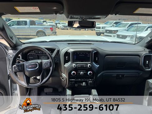 Used 2023 GMC Sierra 3500 AT4 w/ Gooseneck/5TH Wheel Package AWD/4WD image 21